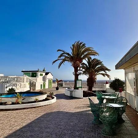 Chao Volcano Sea View, Heated Pool, Ac Apartmán Puerto del Carmen (Lanzarote)