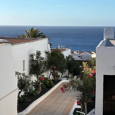Chao Volcano Sea View, Heated Pool, Ac Apartment Puerto del Carmen (Lanzarote)
